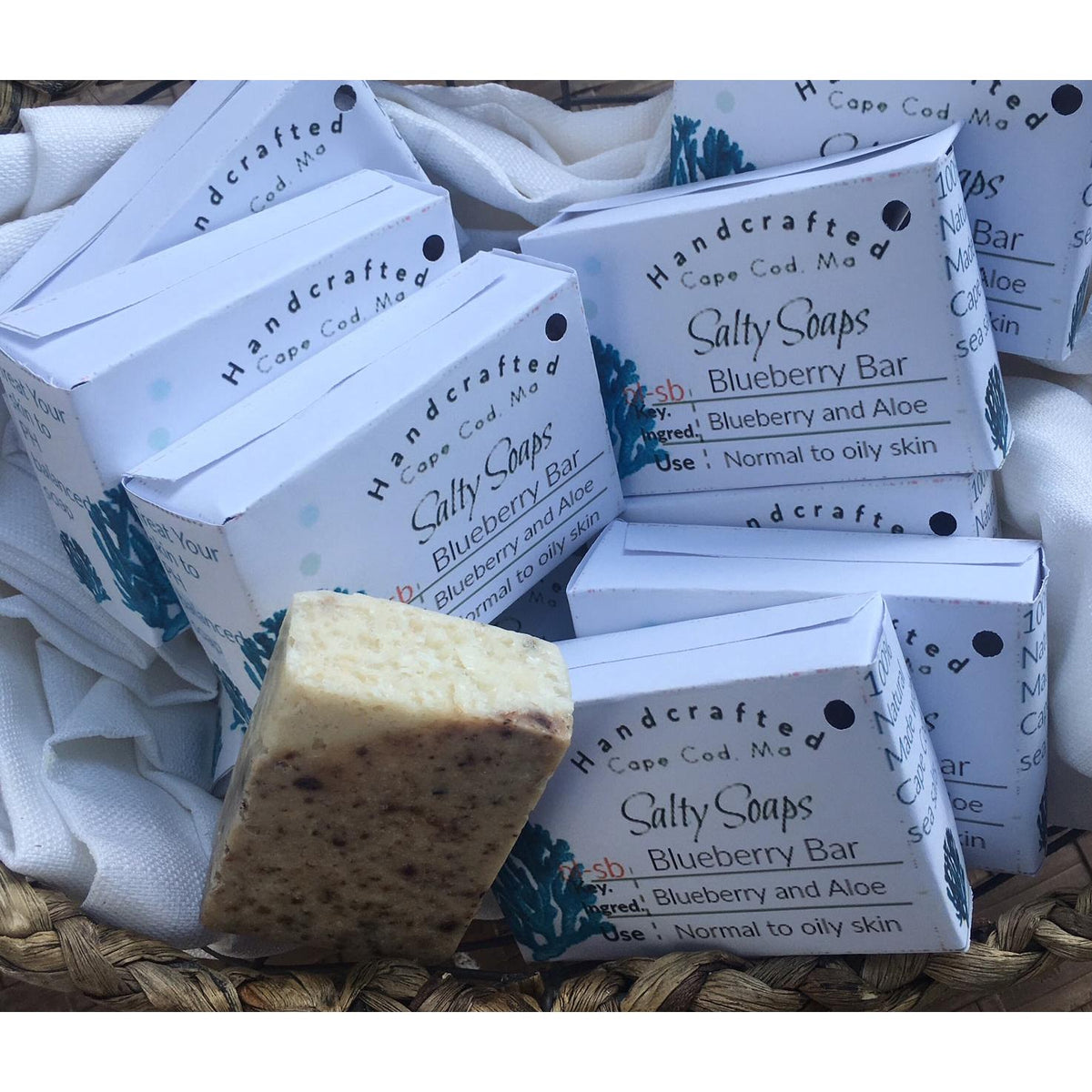 Cape Lilly blueberry and aloe soap bar